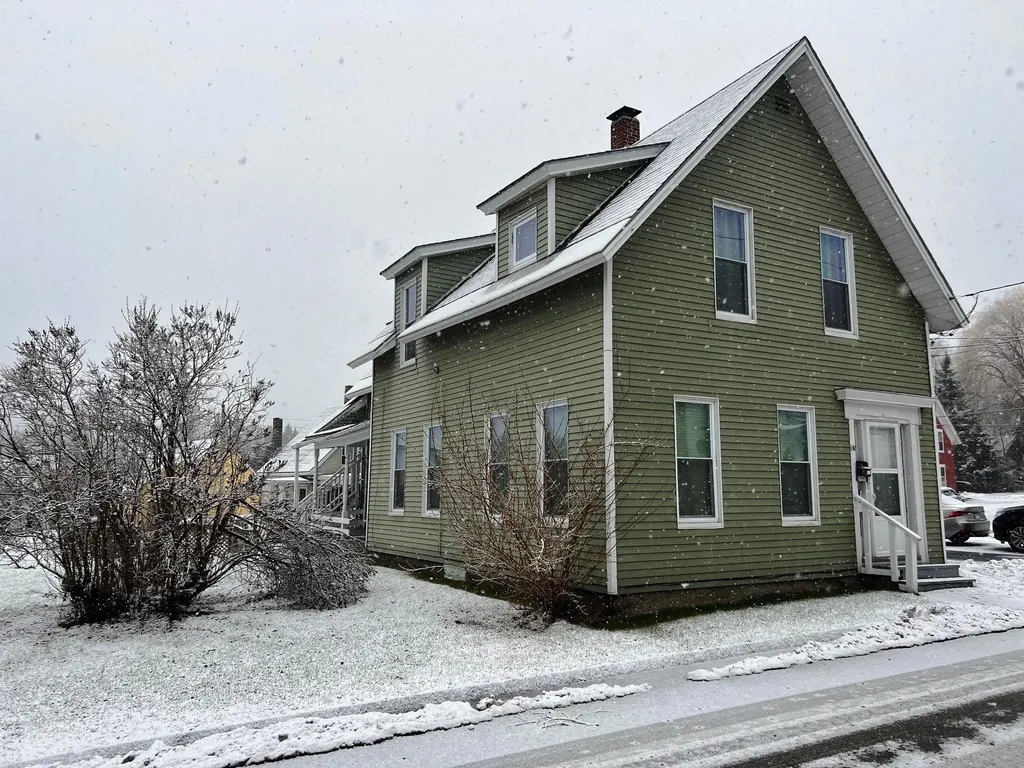 16 West Street Lebanon NH 03766