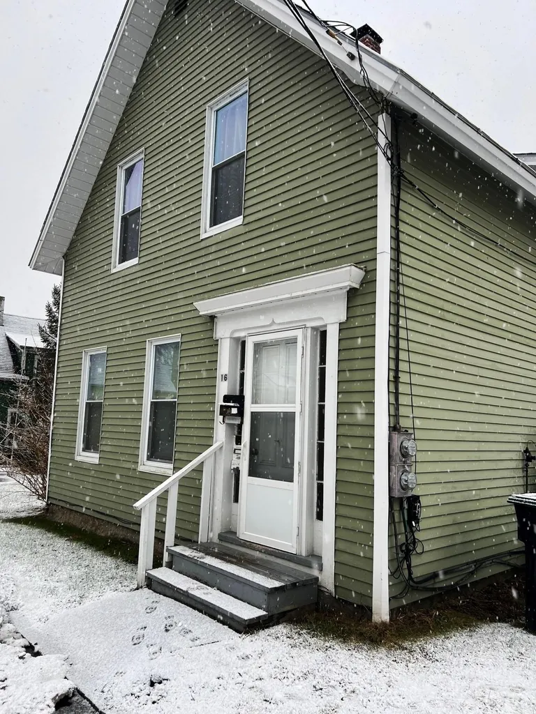 16 West Street Lebanon NH 03766