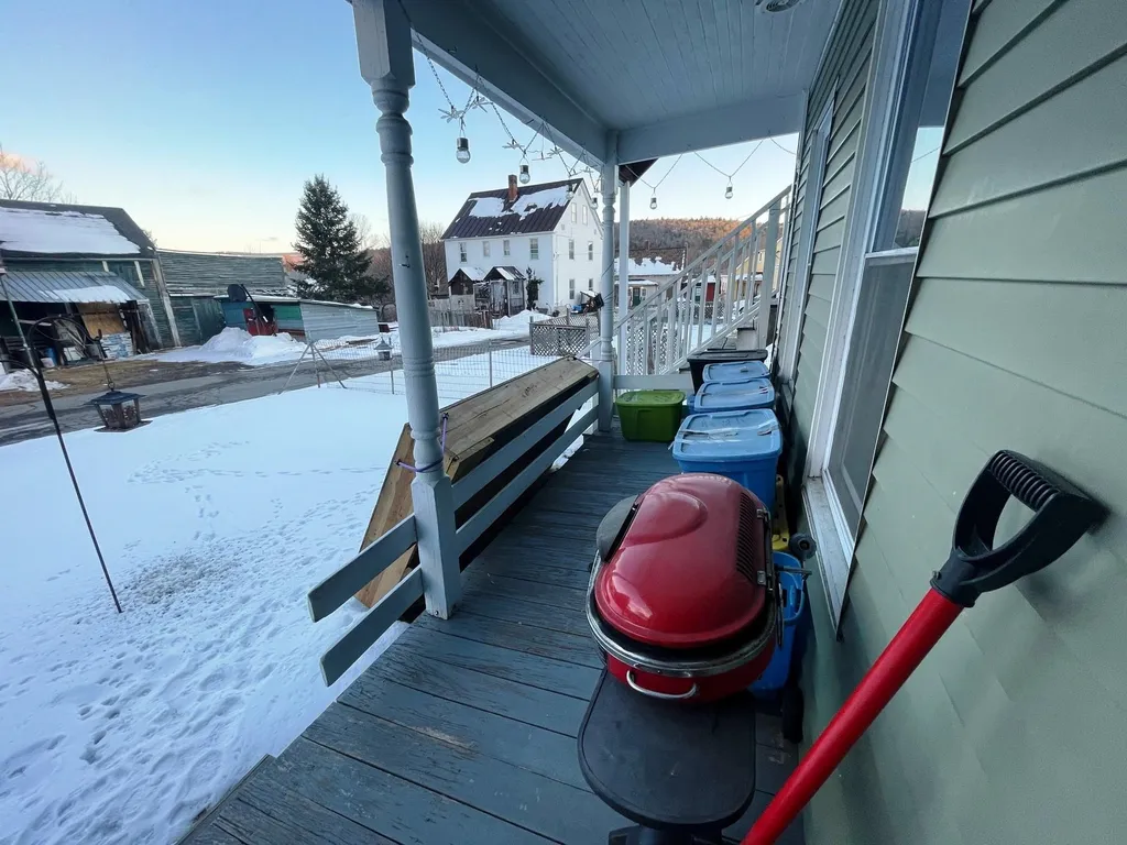 16 West Street Lebanon NH 03766