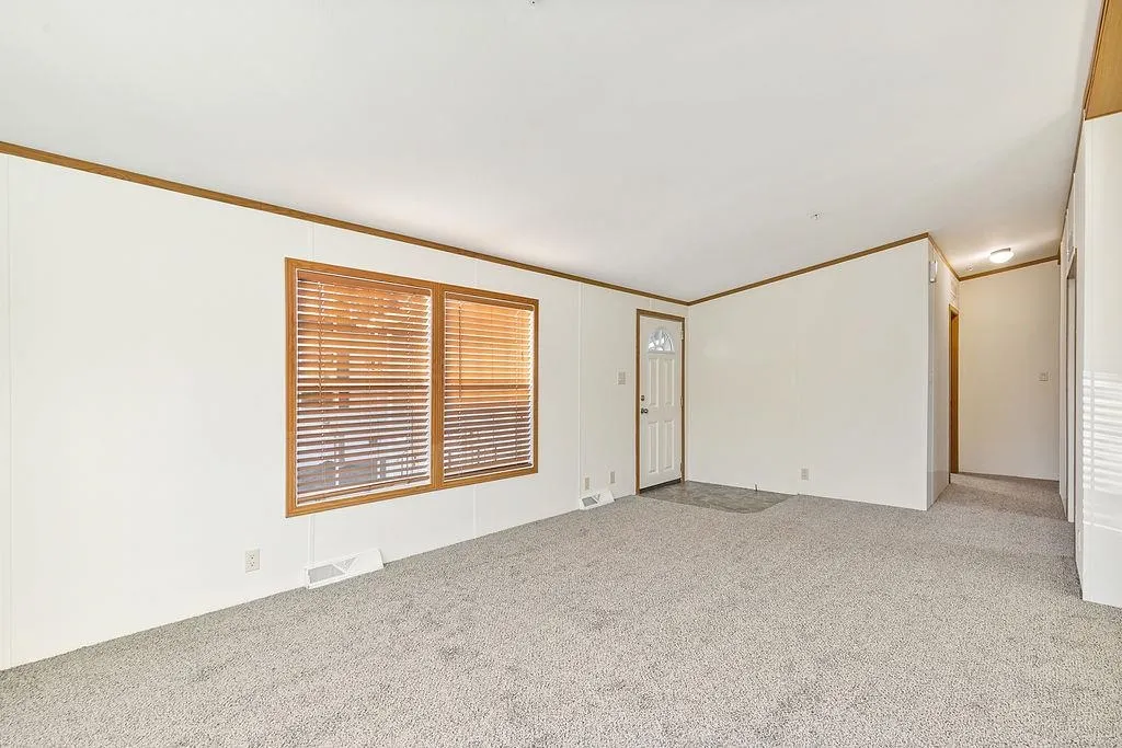 30 Bell Drive Salem NH 03079