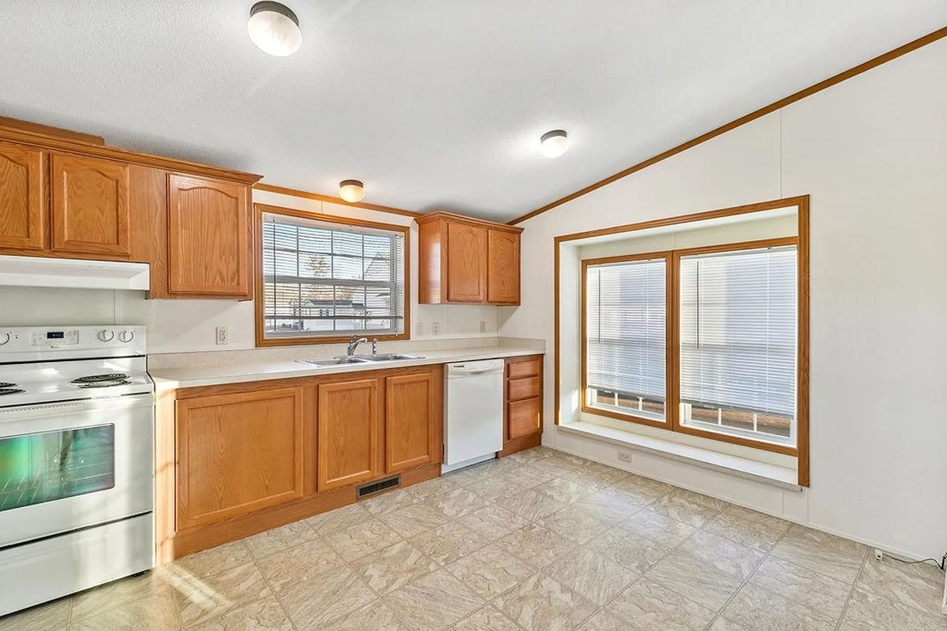 30 Bell Drive Salem NH 03079