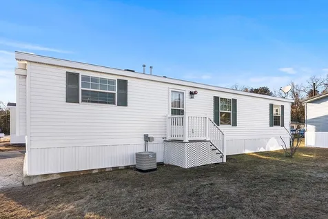 30 Bell Drive Salem NH 03079