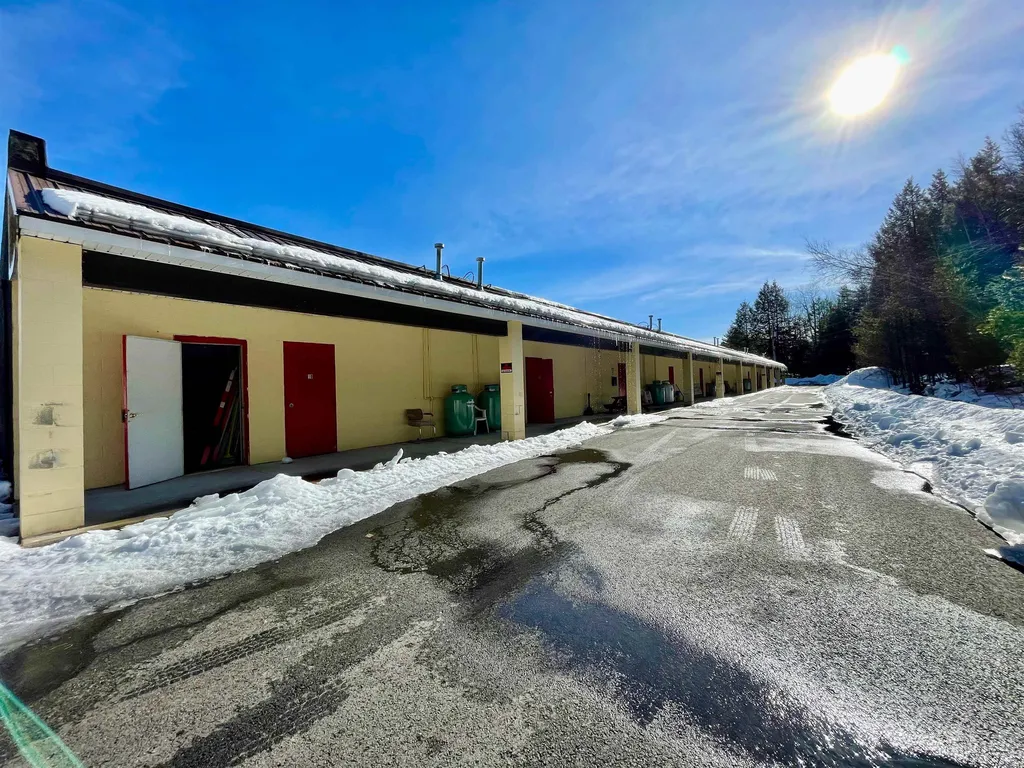680 White Mountain Highway Tamworth NH 03886