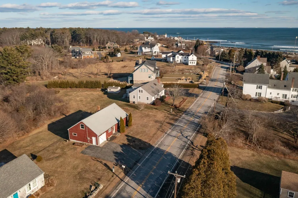 63 Washington Road Rye NH 03870