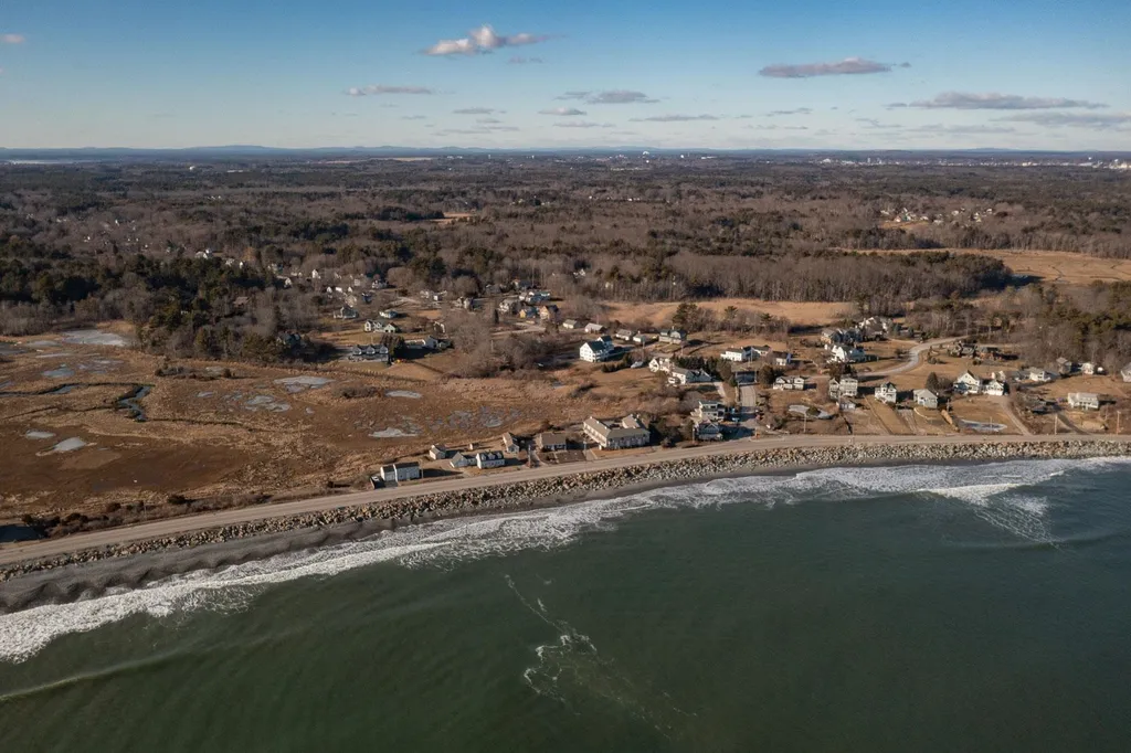 63 Washington Road Rye NH 03870