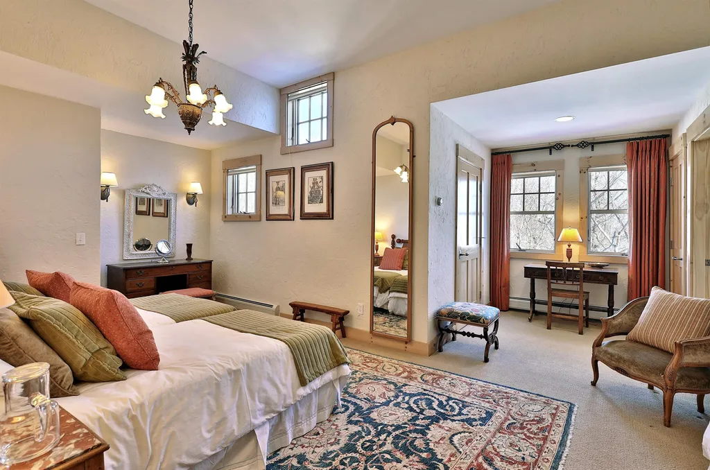 134 Great Trail Road Killington VT 05751