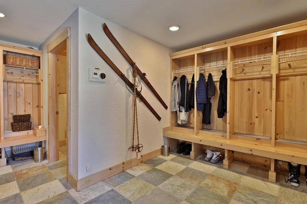 134 Great Trail Road Killington VT 05751