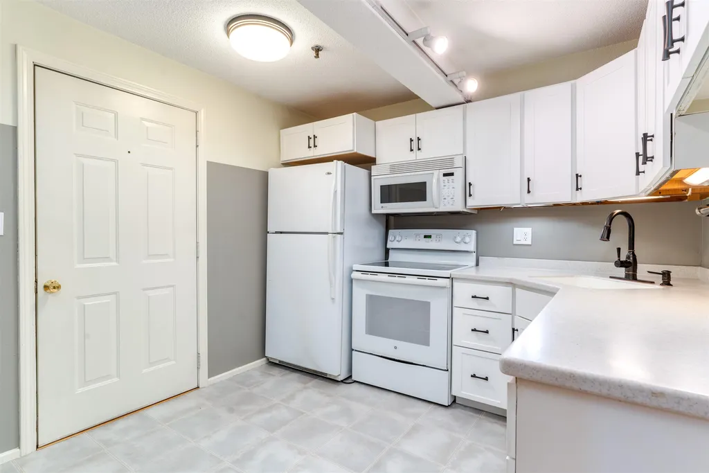90 Fleet Street Portsmouth NH 03801