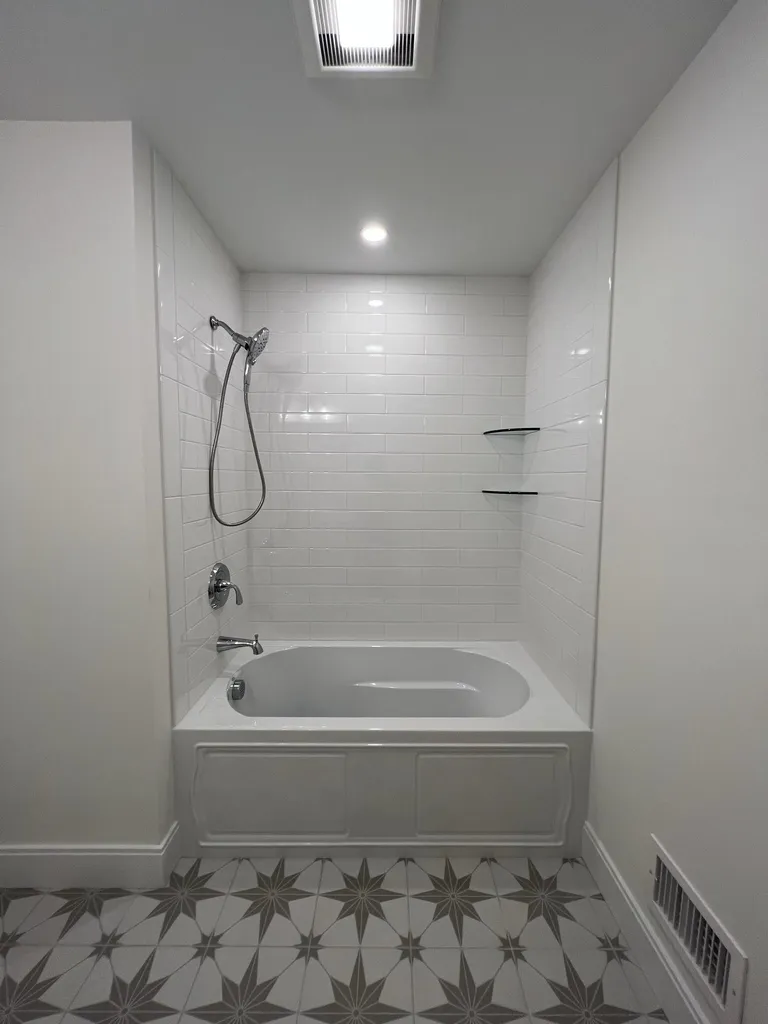 141 Sage Lane Portsmouth NH 03801