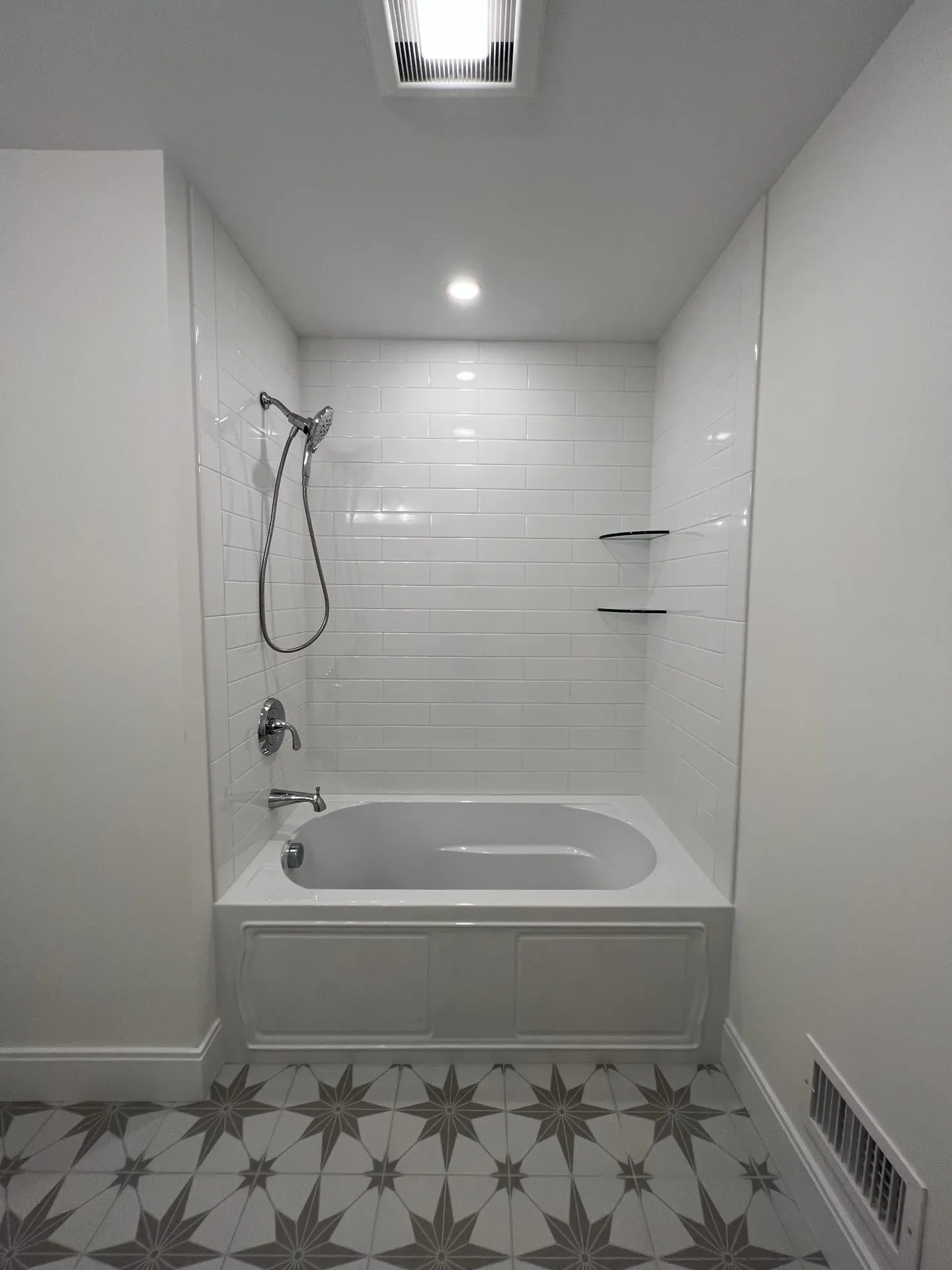 141 Sage Lane Portsmouth NH 03801