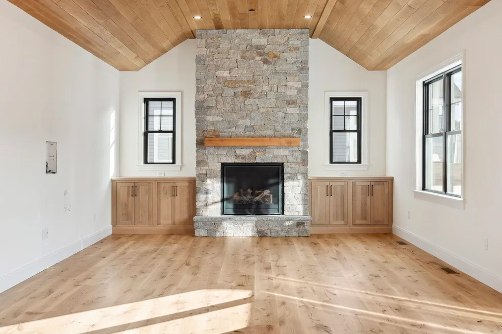 131 Sage Lane Portsmouth NH 03801