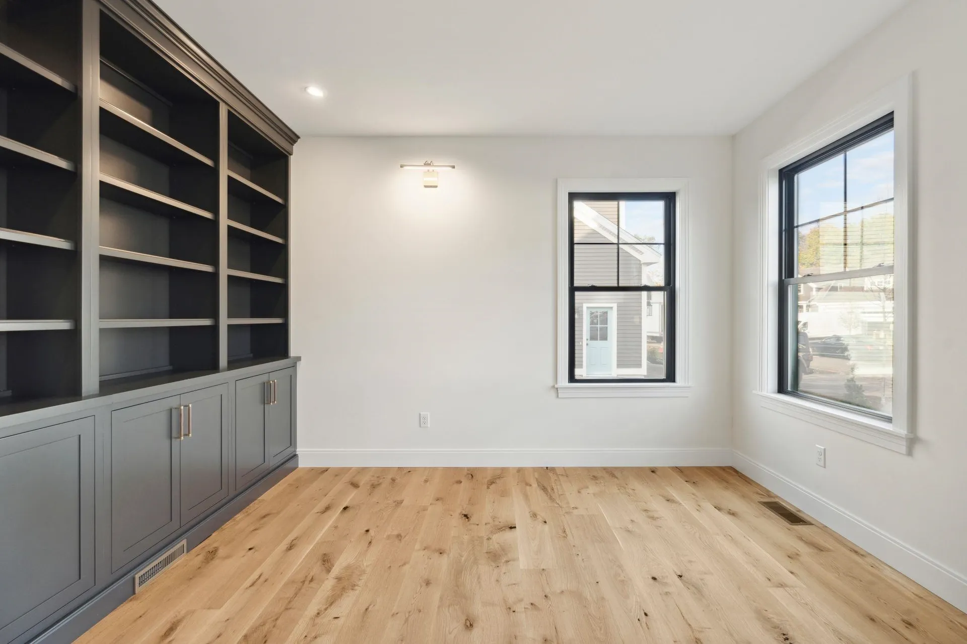 131 Sage Lane Portsmouth NH 03801
