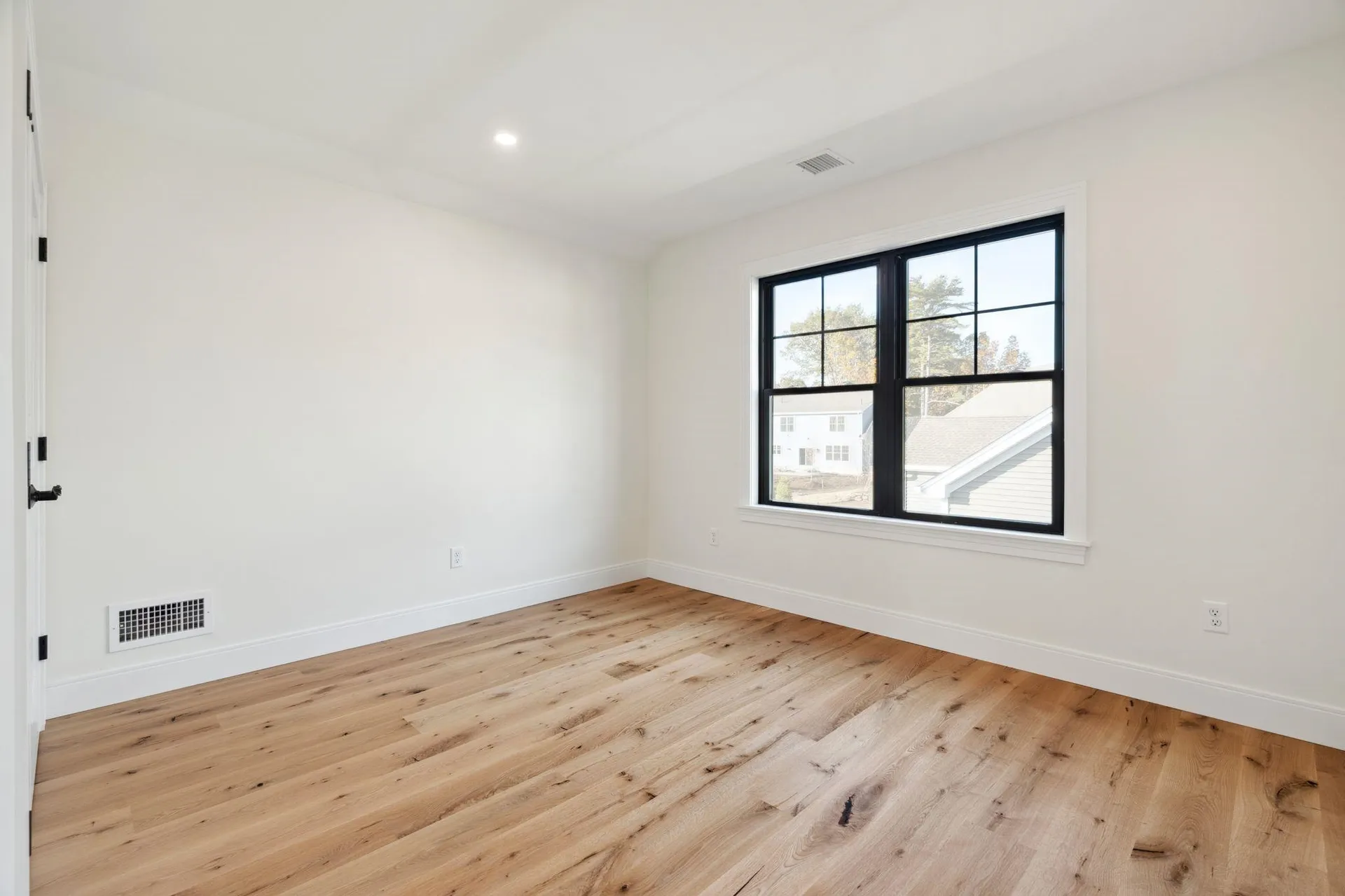 131 Sage Lane Portsmouth NH 03801