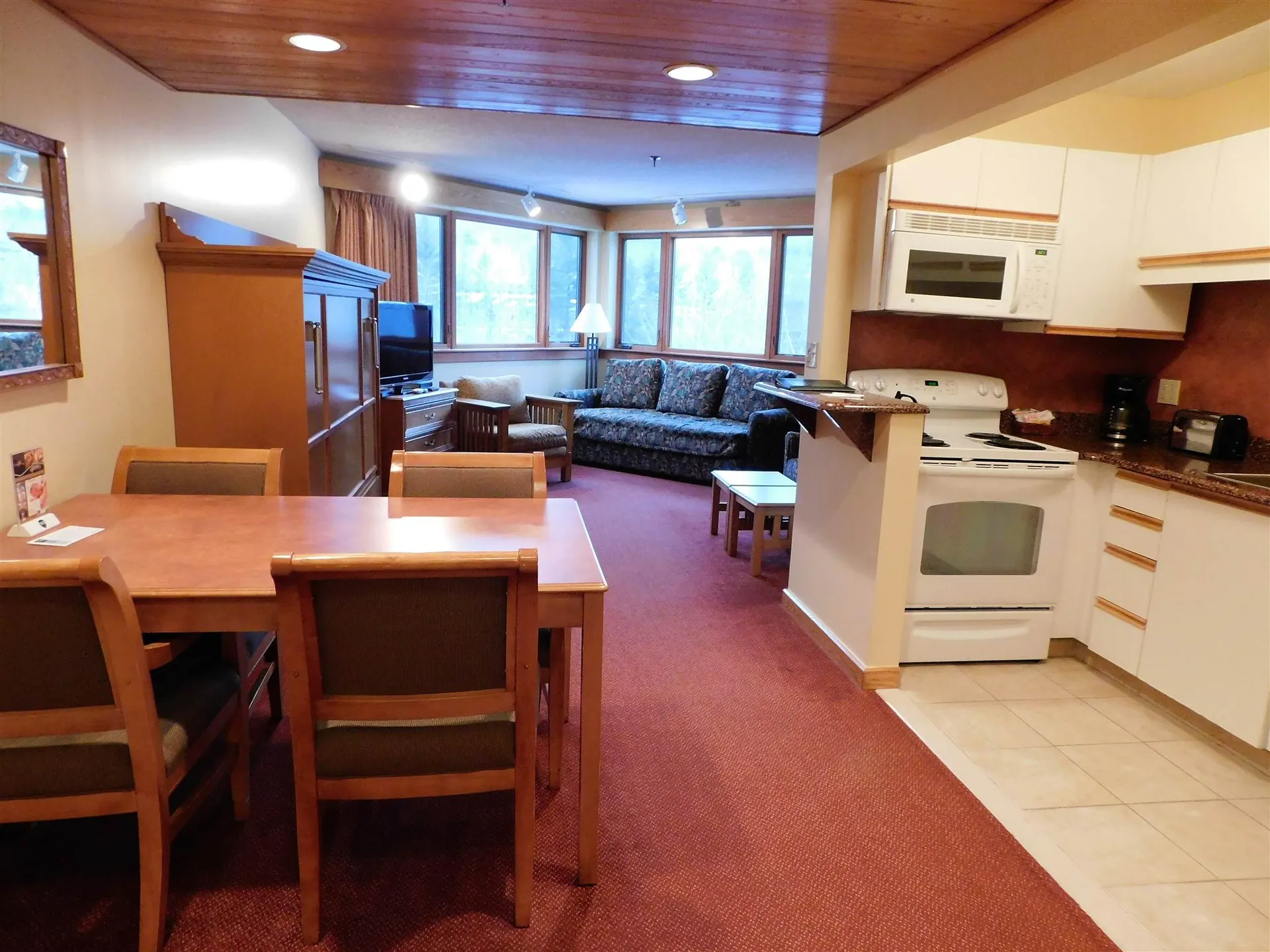 90 Loon Mountain Road Lincoln NH 03251