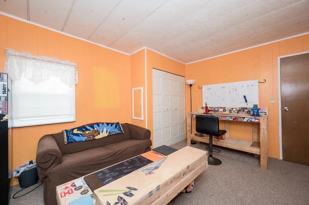 10 Kenwater Avenue Rochester NH 03867