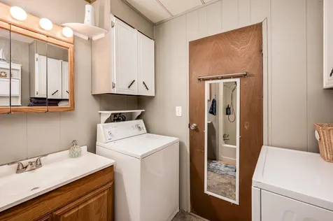 10 Kenwater Avenue Rochester NH 03867