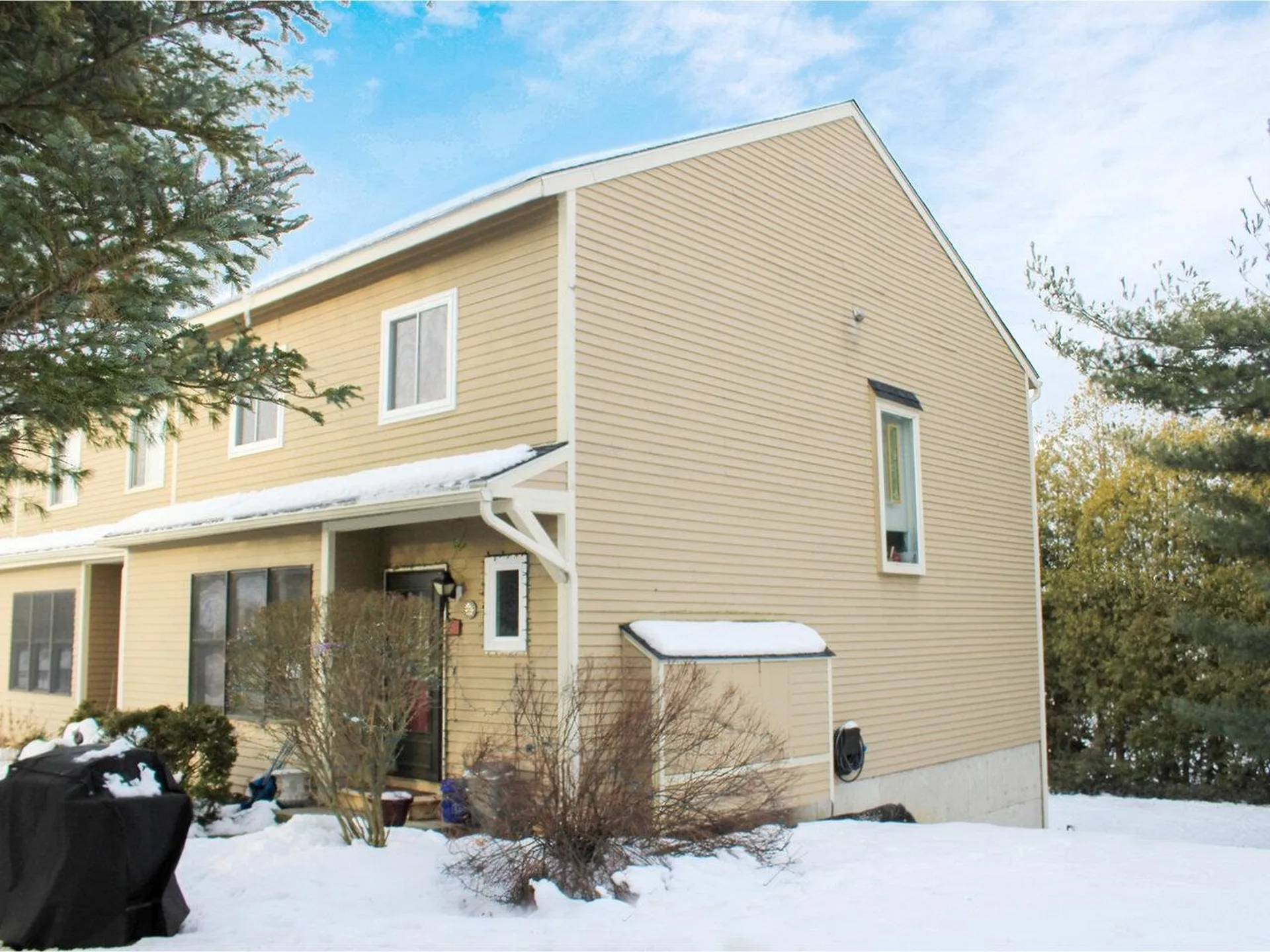 I-5 Stonehedge Drive South Burlington VT 05403