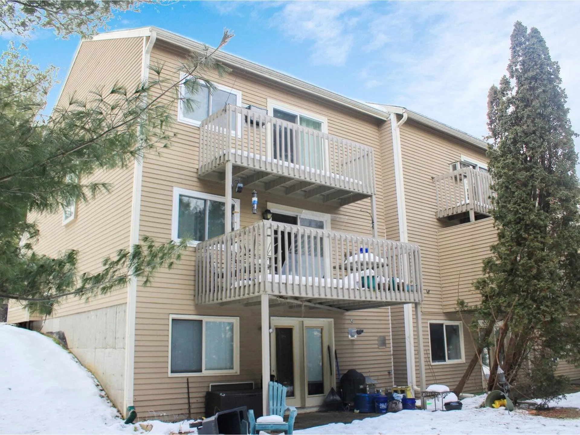 I-5 Stonehedge Drive South Burlington VT 05403