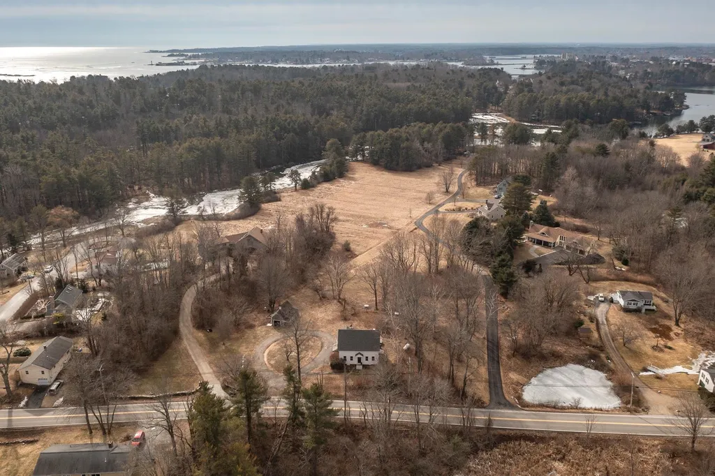 452 Haley Road Kittery ME 03905