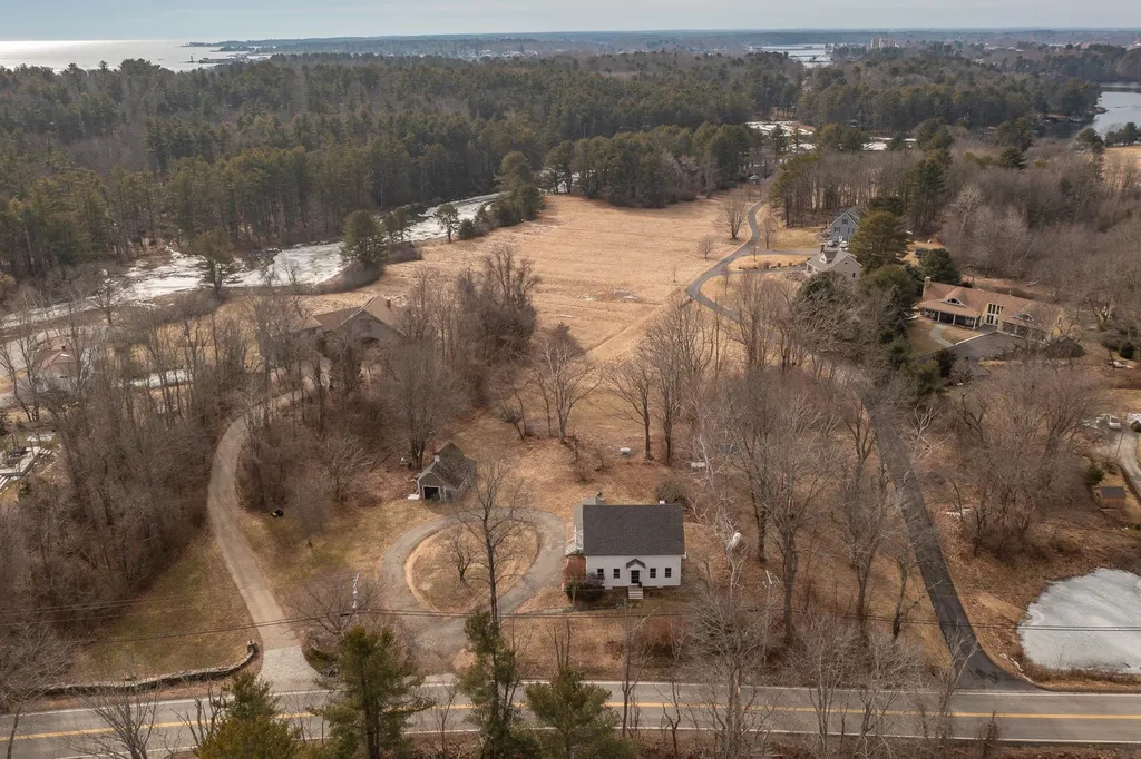 452 Haley Road Kittery ME 03905