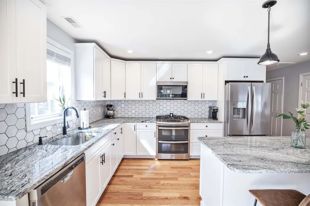 55b Park Avenue Salem NH 03079