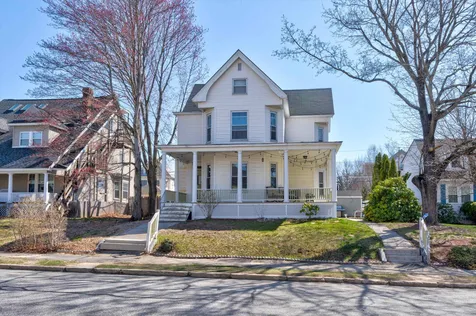 893 Union Street Manchester NH 03104