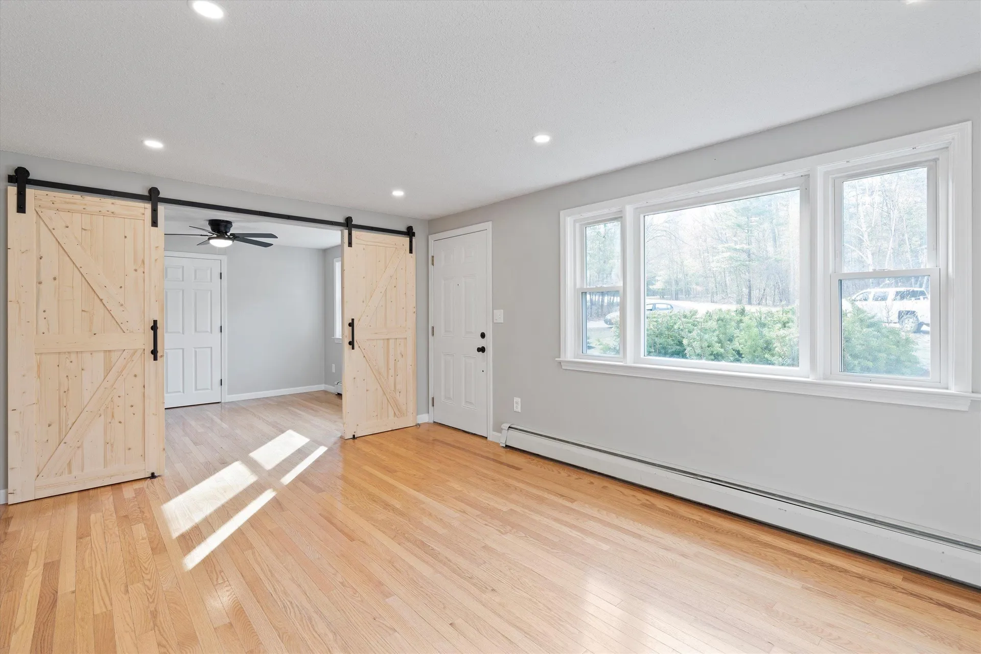 7 Merlin Place Londonderry NH 03053
