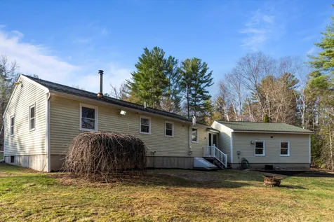 7 Merlin Place Londonderry NH 03053