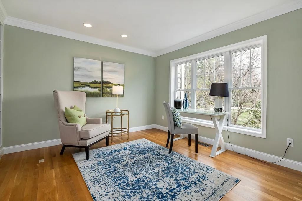 3 Hemlock Way Stratham NH 03885