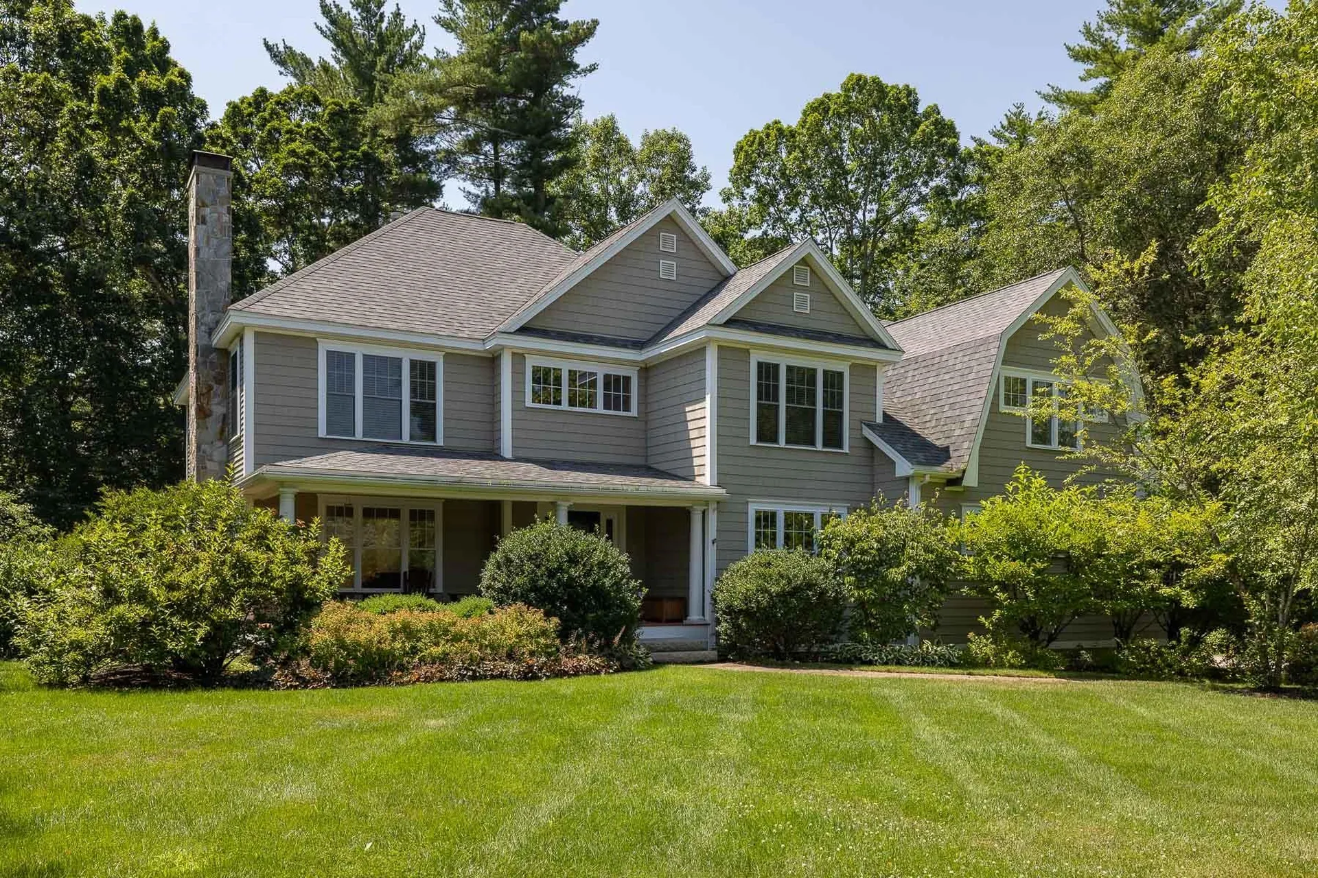 3 Hemlock Way Stratham NH 03885