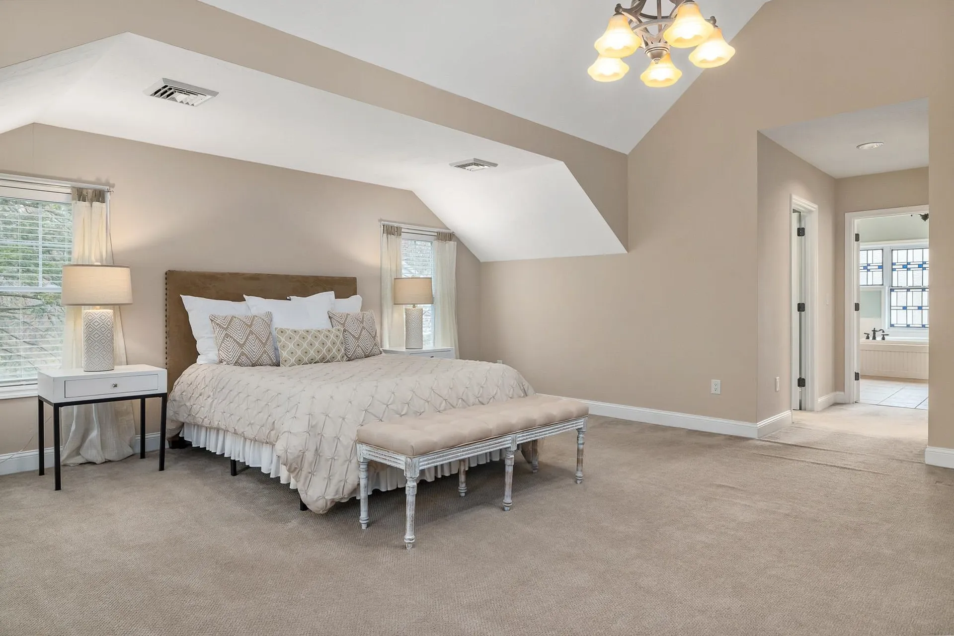 3 Hemlock Way Stratham NH 03885