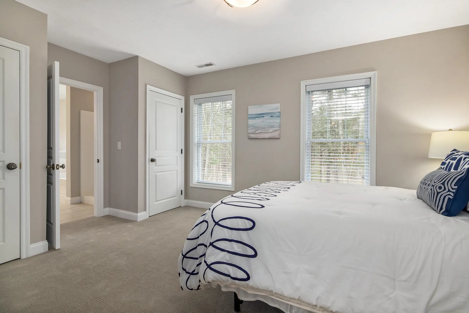 3 Hemlock Way Stratham NH 03885