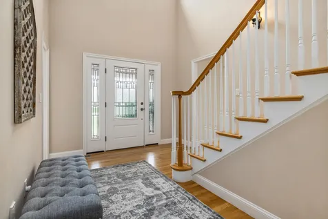 3 Hemlock Way Stratham NH 03885