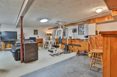 6 Huckleberry Road Raymond NH 03077