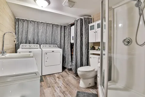 6 Huckleberry Road Raymond NH 03077