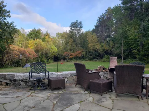 6 Huckleberry Road Raymond NH 03077
