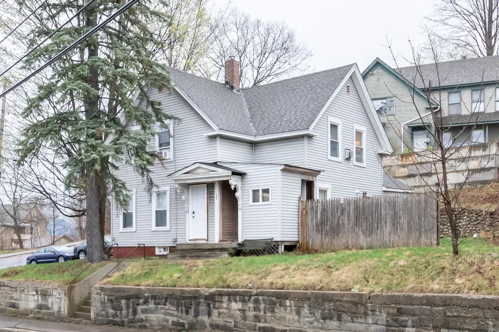 159 Union Avenue Laconia NH 03246
