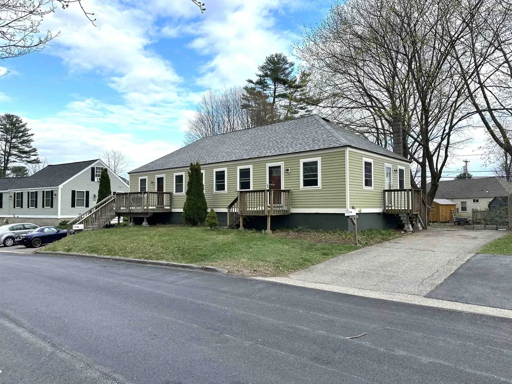 164-166 Manson Avenue Kittery ME 03904