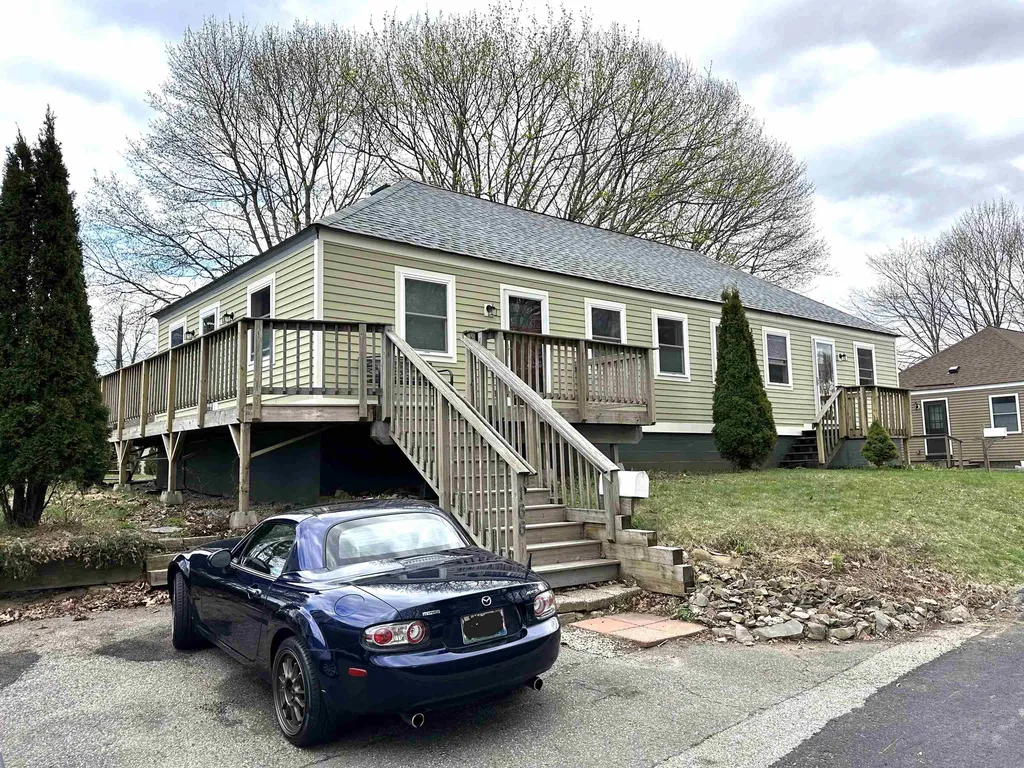 164-166 Manson Avenue Kittery ME 03904