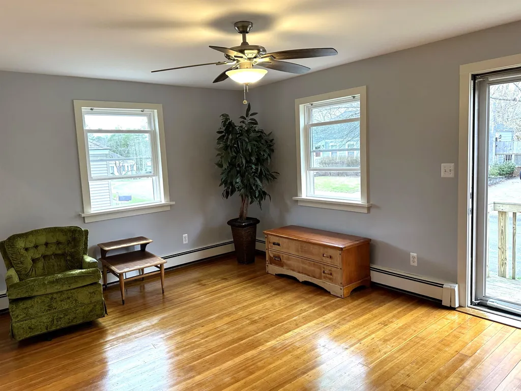 164-166 Manson Avenue Kittery ME 03904