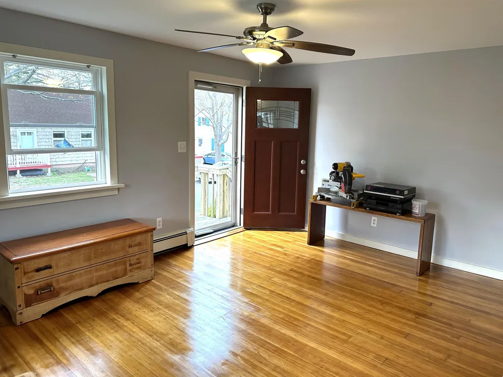 164-166 Manson Avenue Kittery ME 03904