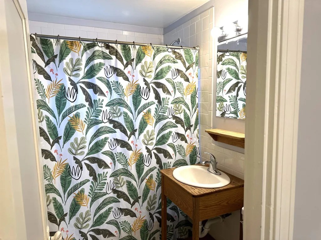 164-166 Manson Avenue Kittery ME 03904