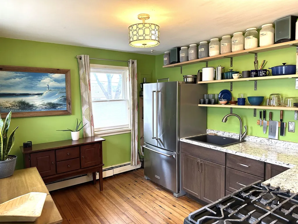 164-166 Manson Avenue Kittery ME 03904