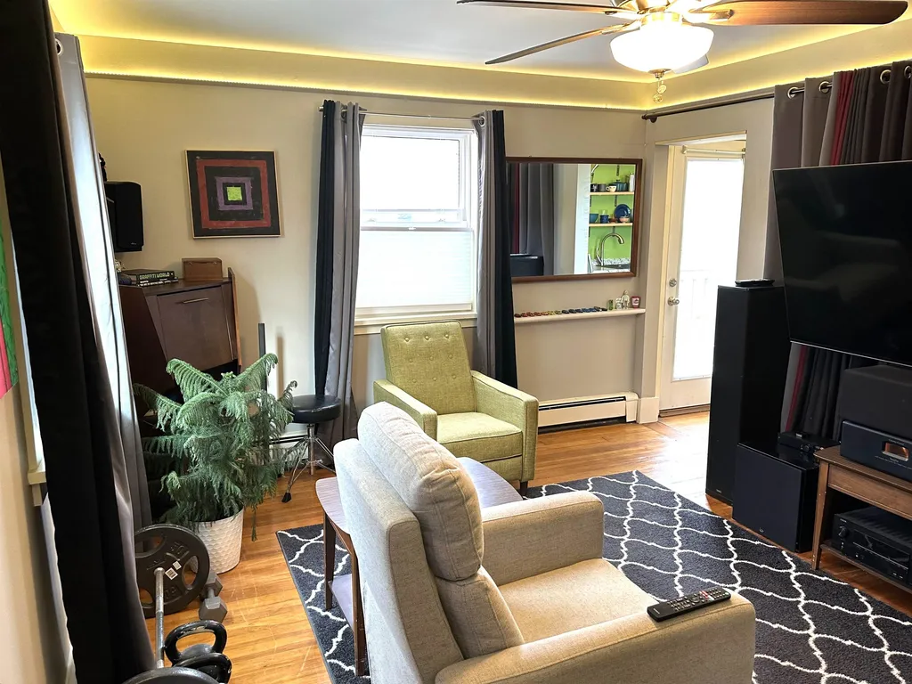 164-166 Manson Avenue Kittery ME 03904