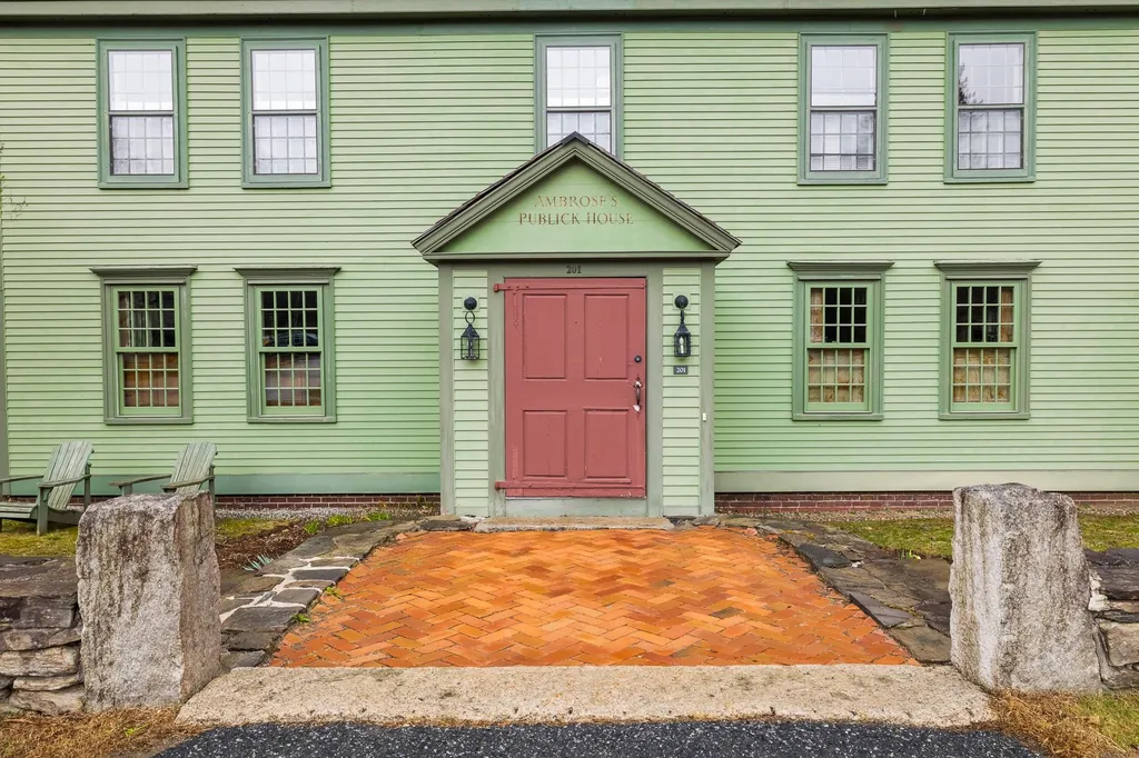 85 Dartmouth College Highway Lyme NH 03678