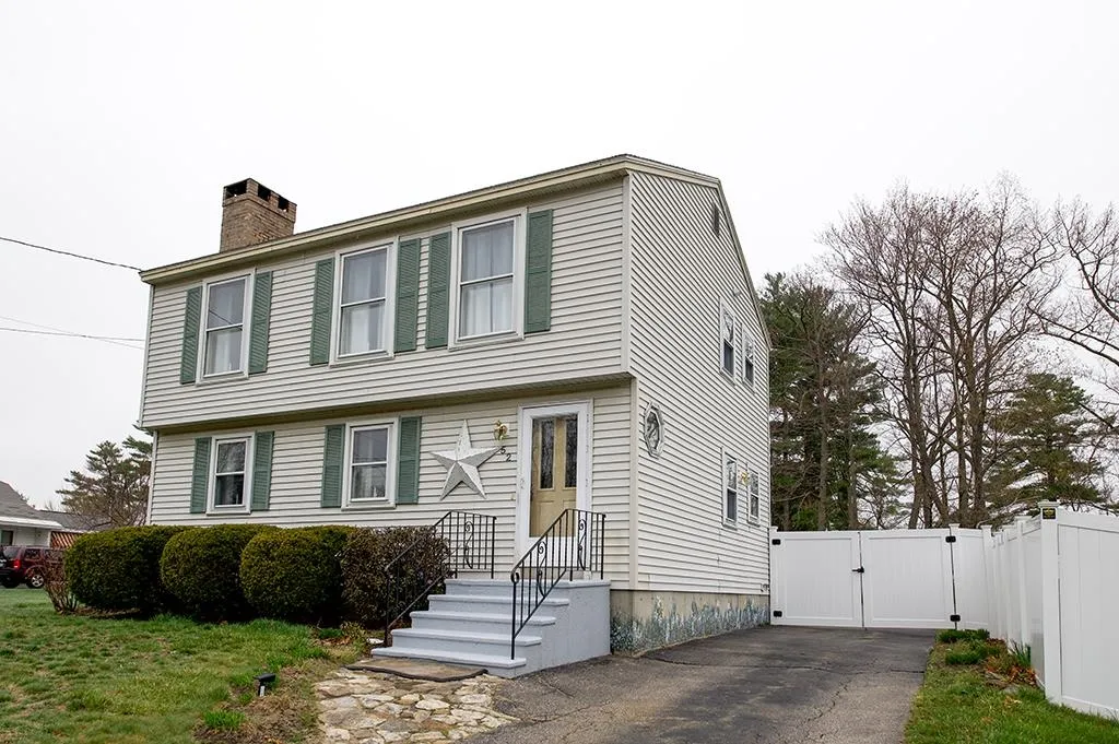 52 Valentine Drive Manchester NH 03103