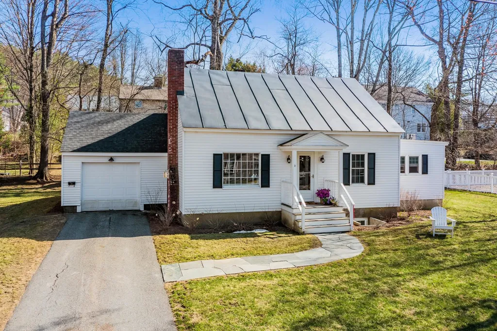 3 Carter Street Hanover NH 03755