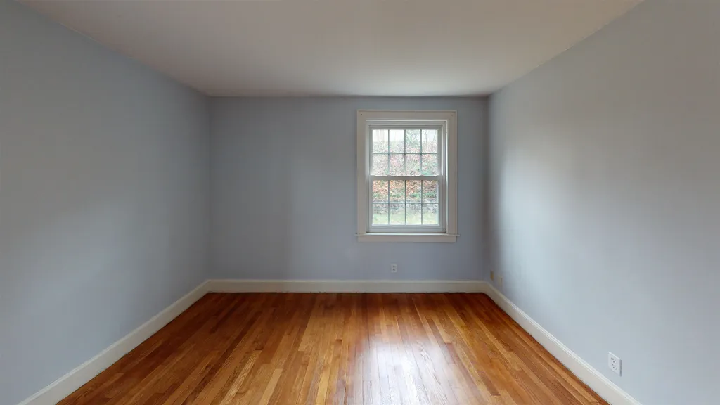 101 Bruce Road Manchester NH 03104