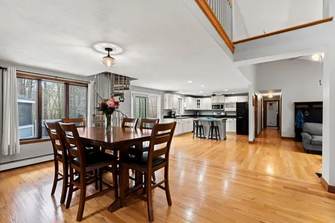 68 Hampstead Road Danville NH 03819