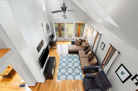 68 Hampstead Road Danville NH 03819
